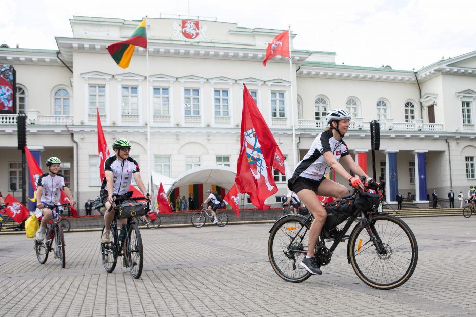 G. Nausėda: kiekvienas turime pareigą prisidėti kuriant stipresnę Lietuvą