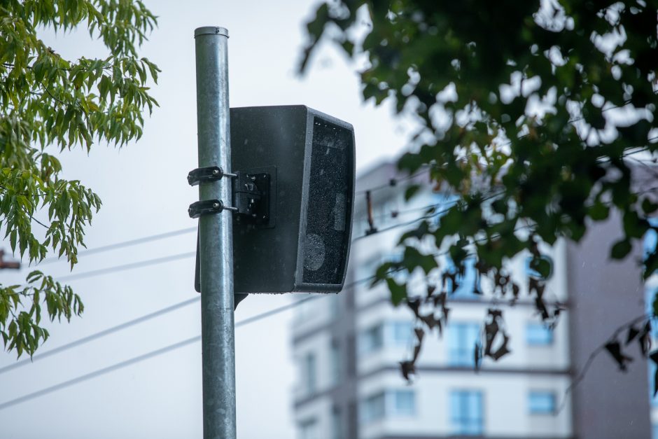 Nauji greičio matuokliai siutina vairuotojus: pasipinigavimas