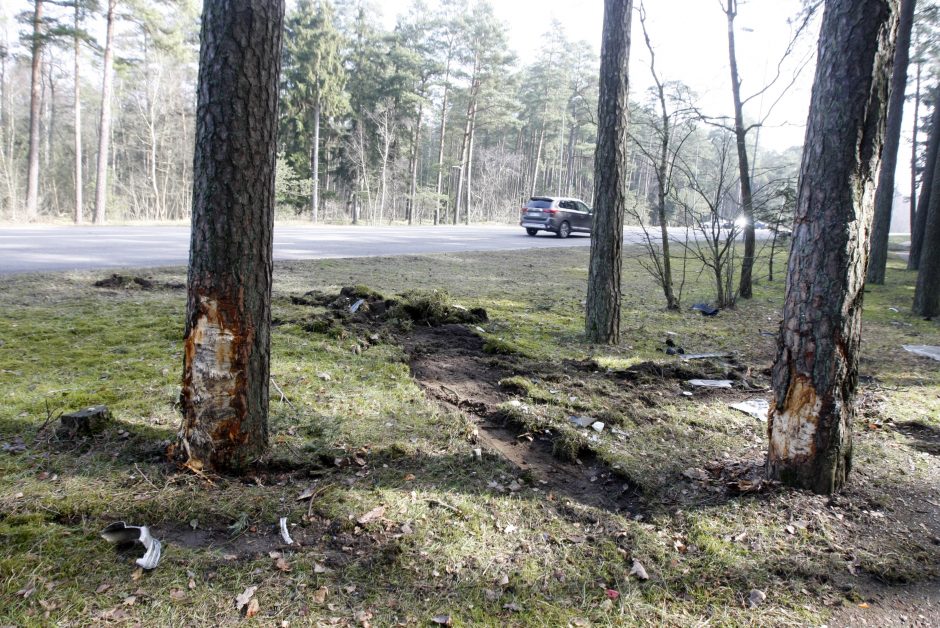 Tragedija Klaipėdoje: P. Lideikio g. žuvo jaunas vairuotojas