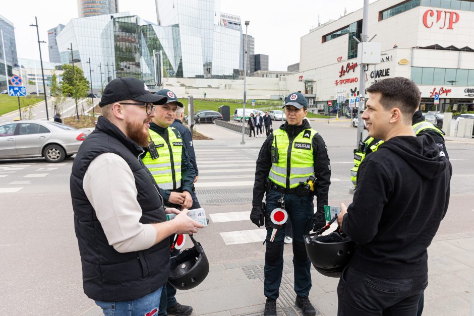 Sostinėje – paspirtukų reidas: primena svarbų dalyką 