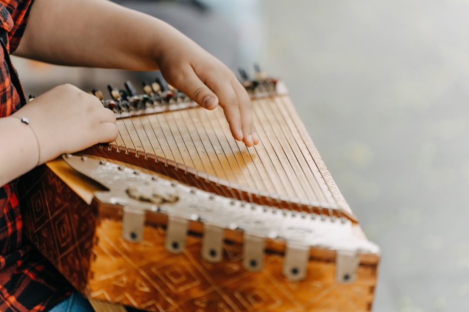 Kaune nuskambėjo Gatvės muzikos diena: liūtis žiūrovams – ne kliūtis