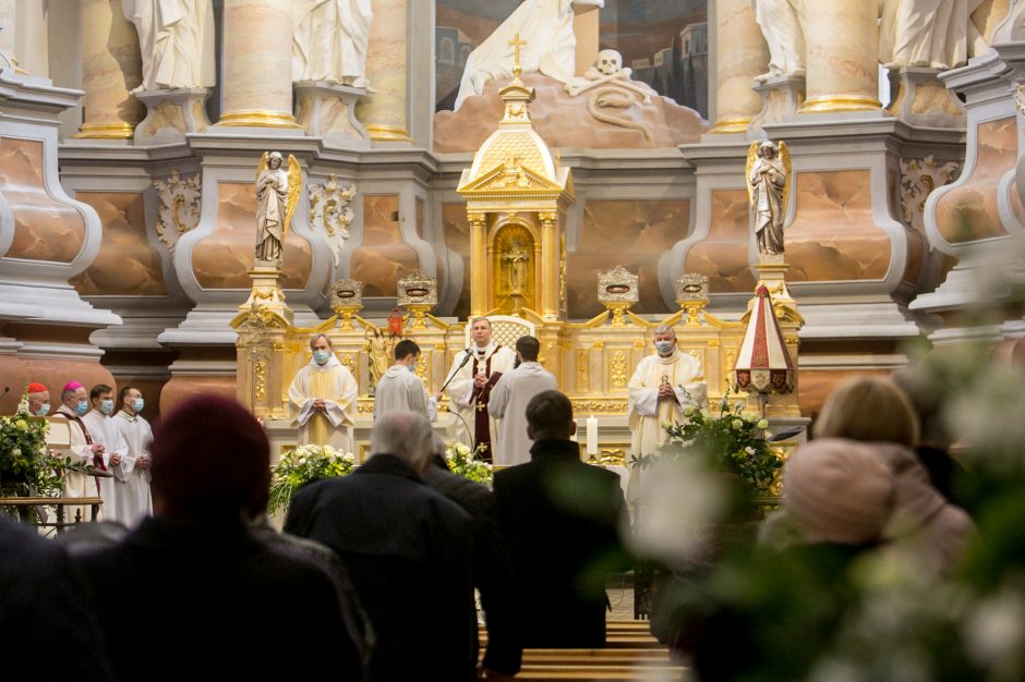 V.S. Vaičiūnas atšventė 50-ies metų kunigystės jubiliejų: aš jau gimiau su pašaukimu