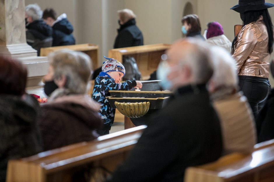 V.S. Vaičiūnas atšventė 50-ies metų kunigystės jubiliejų: aš jau gimiau su pašaukimu