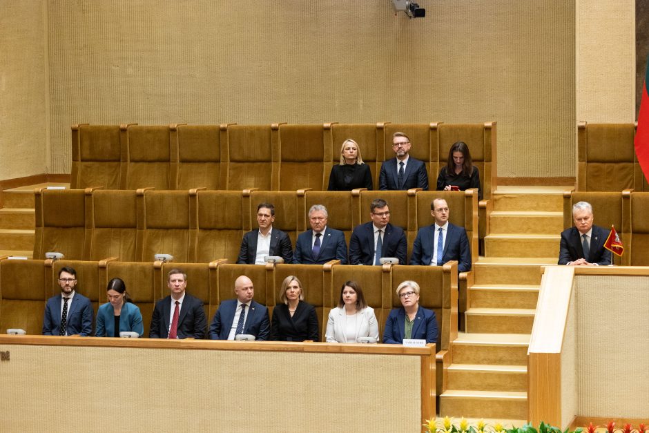 Prezidentas naujam Seimui: ne socialiniai tinklai, o Seimo rūmai nuo šiol yra jūsų darbo vieta