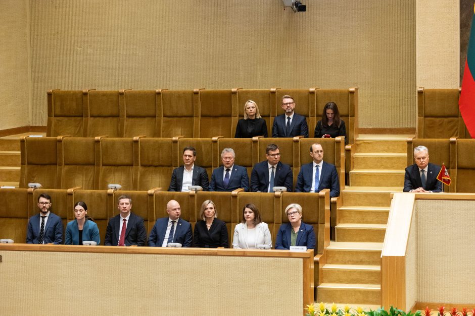 Prezidentas naujam Seimui: ne socialiniai tinklai, o Seimo rūmai nuo šiol yra jūsų darbo vieta