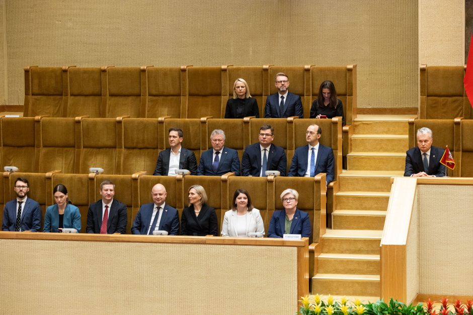 Prezidentas naujam Seimui: ne socialiniai tinklai, o Seimo rūmai nuo šiol yra jūsų darbo vieta