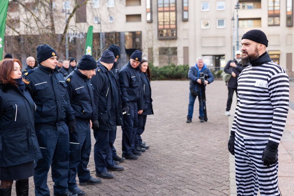 Įkalinimo įstaigų darbuotojų protestas