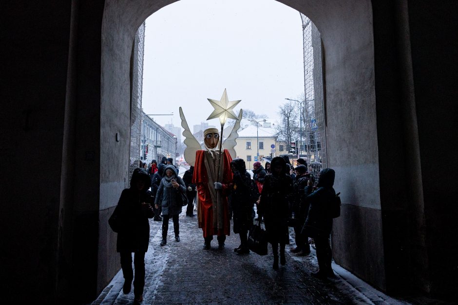 Sostinės gatvėmis žygiuojant Trims Karaliams išlydėtos žiemos šventės