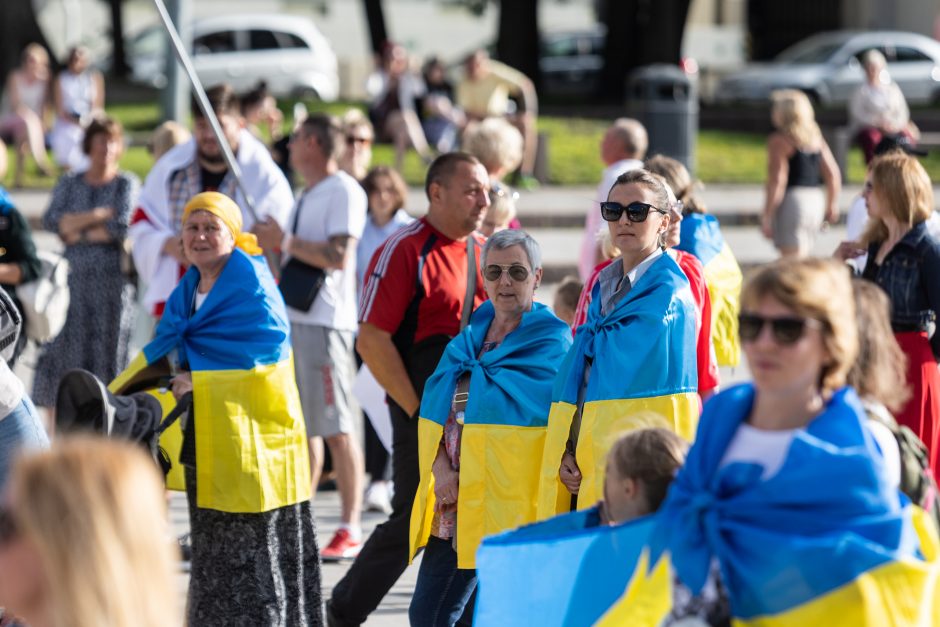 Ukrainos palaikymo mitingo dalyviai Vilniuje ragino nepasiduoti karo nuovargiui