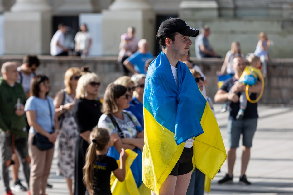 Ukrainos palaikymo mitingo dalyviai Vilniuje ragino nepasiduoti karo nuovargiui