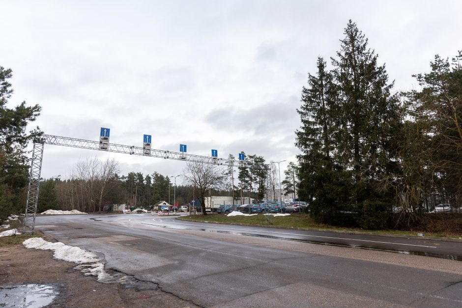 Dėl techninių nesklandumų neveikia automobilių techninės apžiūros stotys