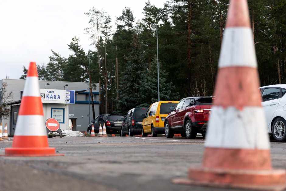 Dėl techninių nesklandumų neveikia automobilių techninės apžiūros stotys