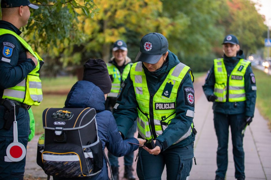 Klaipėdos pareigūnai tikrino, ar į mokyklą vaikai keliauja saugiai