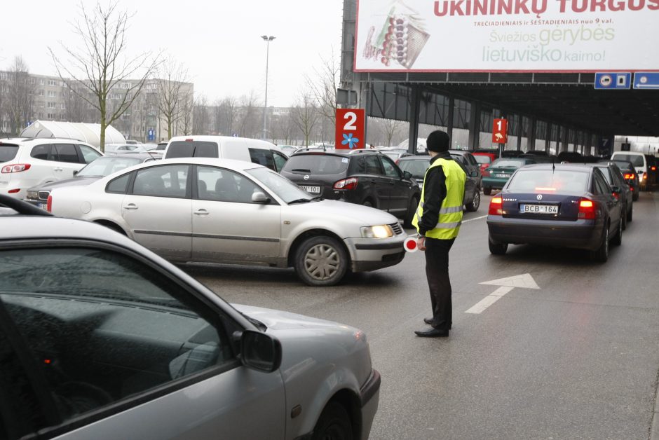 Šventinė dovana: trenkei durelėmis, krapštyk piniginę