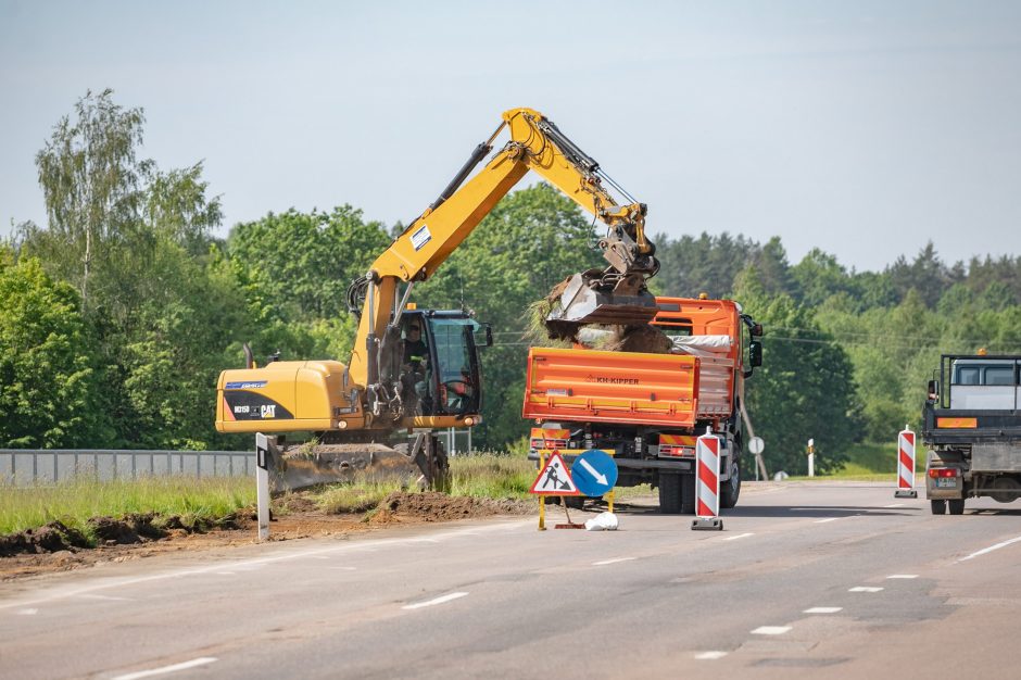 Sostinėje pradėta tvarkyti S. Batoro gatvė