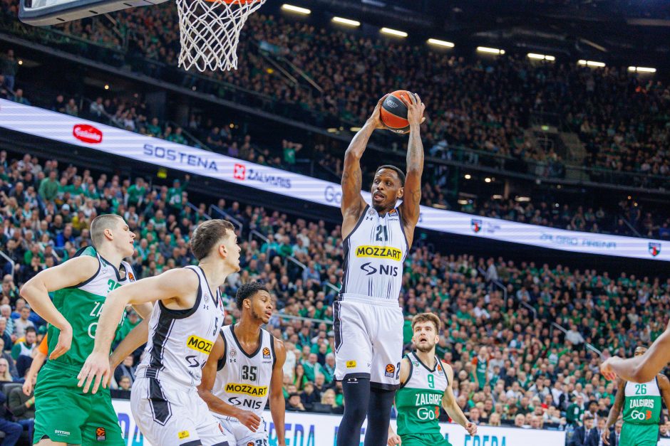 „Žalgiris“ namuose nesustabdė „Partizan“ puolimo 