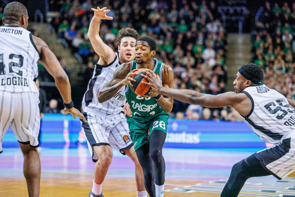 „Žalgiris“ grįžo į pergalių kelią: antrą kartą patiesė 