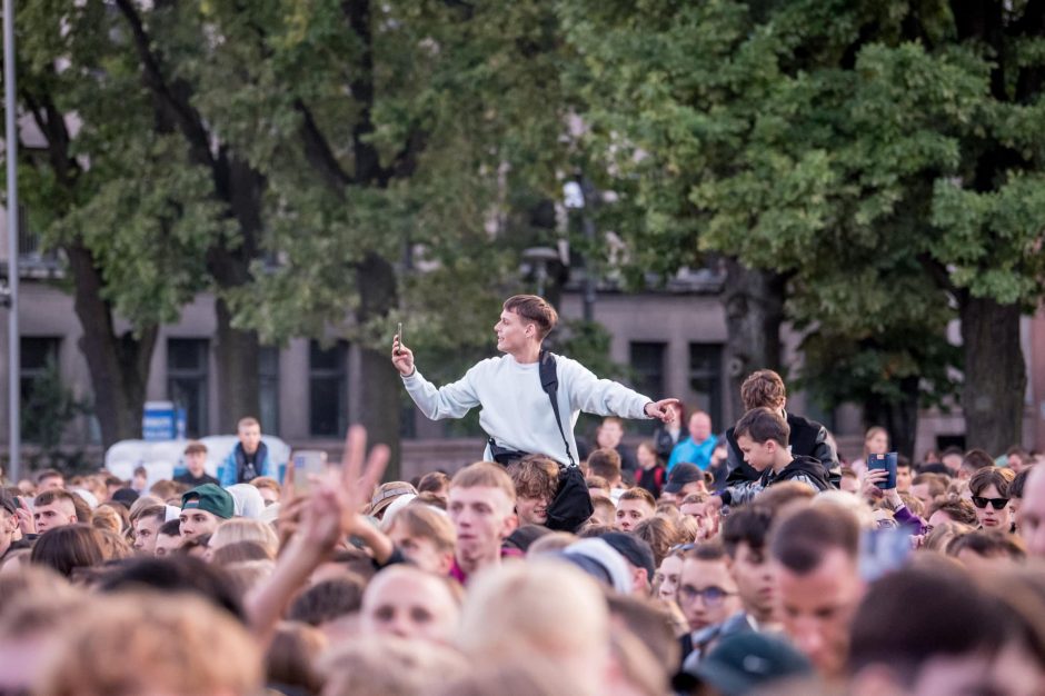 Rugsėjo 1-ąją Kauno universitetai šventė kartu: mieste – nemokamas koncertas ir šviesų šou