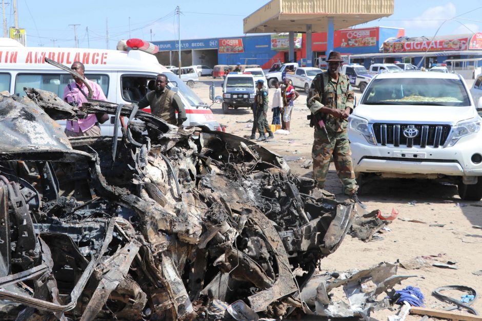 Aukų per sprogimą Somalio sostinėje Mogadiše skaičius išaugo iki 76