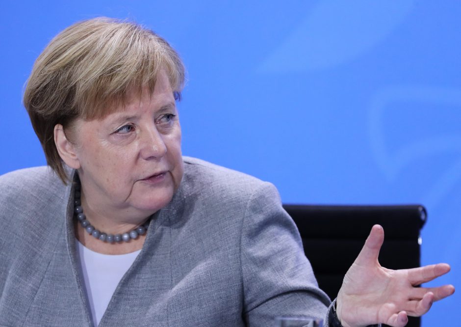 Po akibrokšto dėl kraštutinių dešiniųjų A. Merkel atleido vyriausybės pareigūną