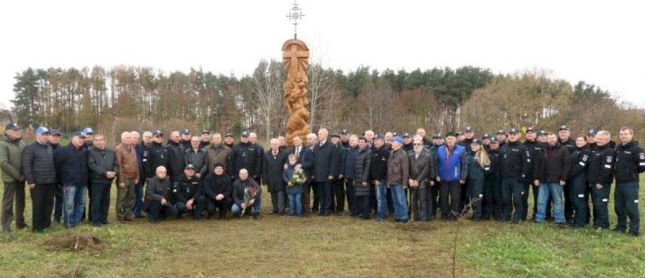 Policijos veteranų parke Panevėžyje pastatytas šv. Kristoforo koplytstulpis