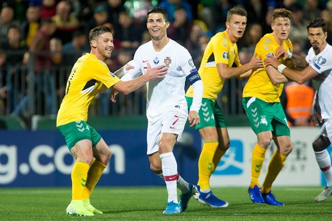 S. Mikoliūnas apie rekordo siekį, įsimintiniausią įvartį ir akistatą su C. Ronaldo