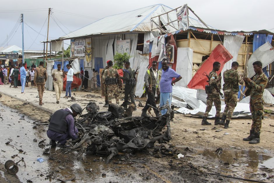 Somalio kariuomenės vadas per pasikėsinimą liko gyvas, bet žuvo kitas žmogus