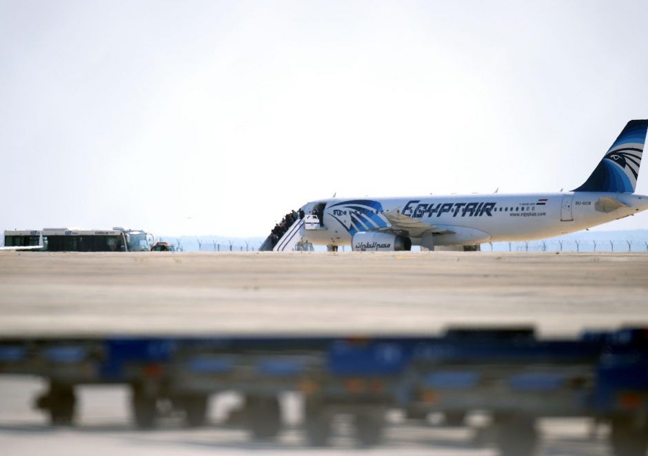 Kipro ministerija: „EgyptAir“ lėktuvo pagrobėjas – psichiškai nestabilus