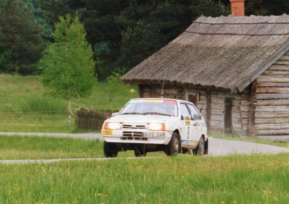 Ralio čempionas M. Jakas: automobilį matau dažniau nei žmoną