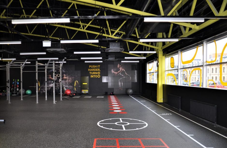 Sostinėje duris atvėrė didžiausias ir moderniausias „Lemon Gym“