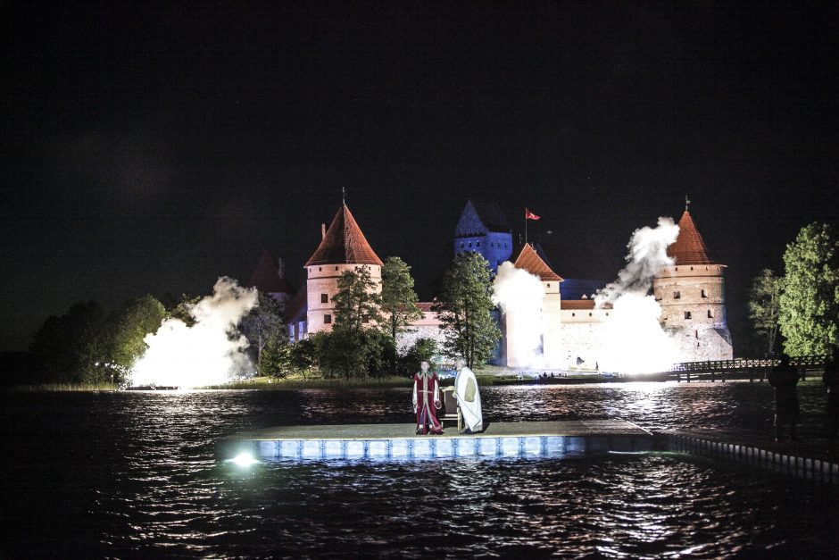 Senoji sostinė Trakai švenčia: reginiai už milijoną