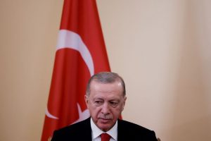 R. T. Erdoganas Švedijos siekį įstoti į NATO sieja su F-16 pardavimu Ankarai