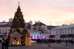 Prezidentūros kieme prasidės adventinis kalėdinių giesmių ciklas