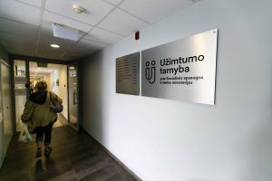 Užimtumo tarnyba: Lietuvoje registruotas nedarbas per mėnesį sumažėjo 0,3 proc. punkto