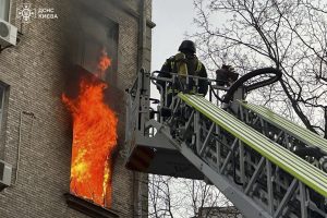 Rusijos išpuolis Kyjivo centre: yra žuvusių ir sužeistų