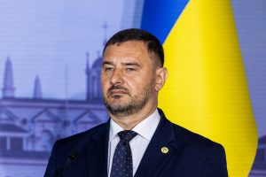 Ambasadorius: Ukraina prašo siųsti ne karių, o kuo greičiau suteikti ginklų