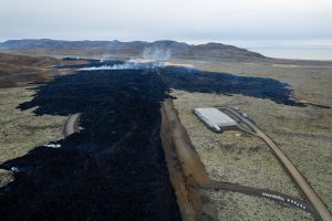 Pareigūnai: ugnikalnio išsiveržimas Islandijoje baigėsi