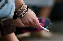 Mokiniai svaiginasi net nuo penktos klasės: tai ne šiaip cigaretės