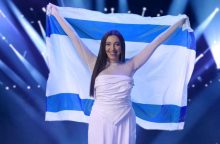 „Eurovizijos“ dainų konkurse Izraeliui atstovaus „Hamas“ antpuolį išgyvenusi atlikėja